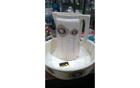 ENSEMBLE DE TOILETTE