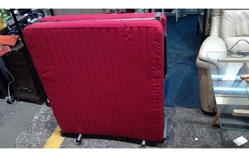 LIT PLIANT IKEA TISSU ROUGE