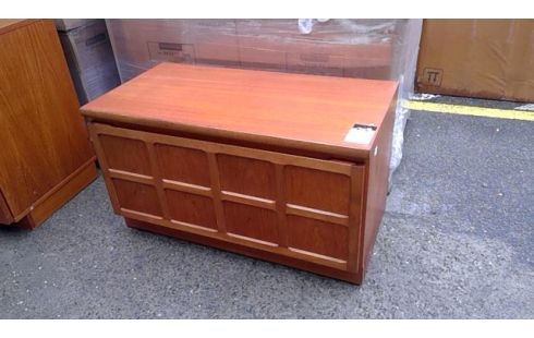 MEUBLE TELE HI TECK  VINTAGE