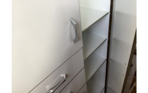 COLONNE DE SALLE DE BAIN