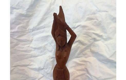 DECORATION FEMME BOIS