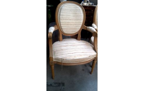 2 STÜHLE STIL LUDWIG XIV STOFF BEIGE