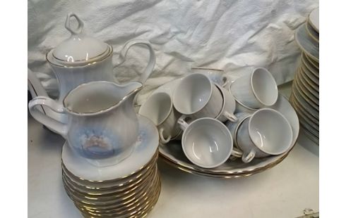 SERVICE DE TABLE BORIS KIDRIC