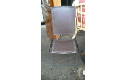 CHAISE PLIANTE