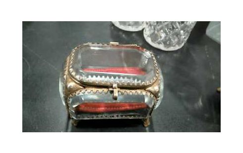 BOITE A BIJOUX NAPOLEON III BRONZE DORE