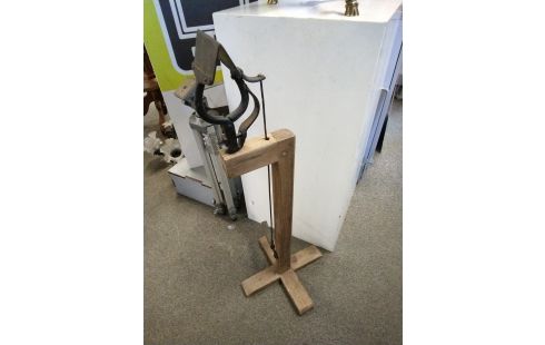 OUTIL GANTIER MAROQUINIER