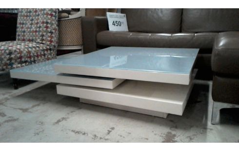 TABLE BASSE