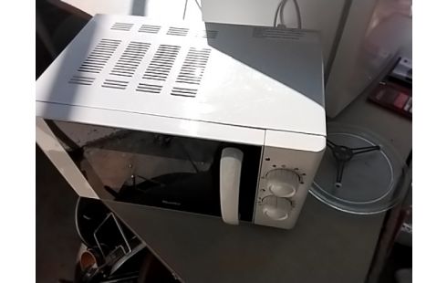 MICRO ONDES BLUESKY+RES