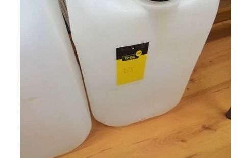 BIDON PLASTIQUE BLANC