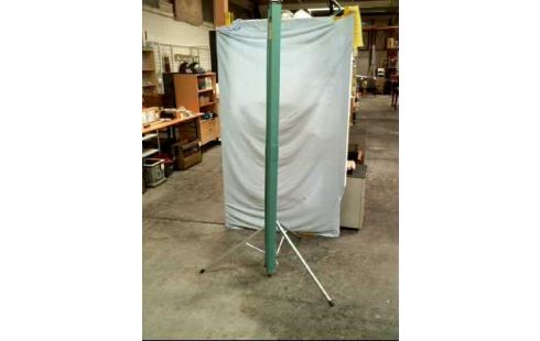 LEINWAND <DA-LITE CHALLENGER> GRÜN