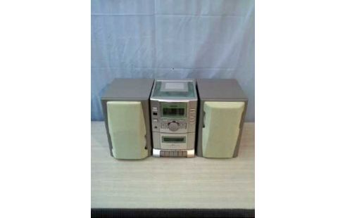 STEREOANL. <GRUNDIG UMS 15> CD DEF.