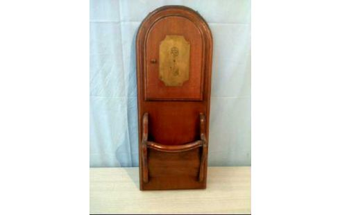 SCHLÜSSELKASTEN HOLZ DKL. MIT FACH