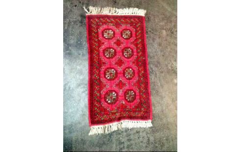 TEPPICH KLEIN GEOMETR. MUSTER VERSCH. ROTTÖNE