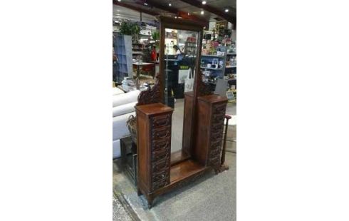 TOCADOR ESTILO LOUIS XV