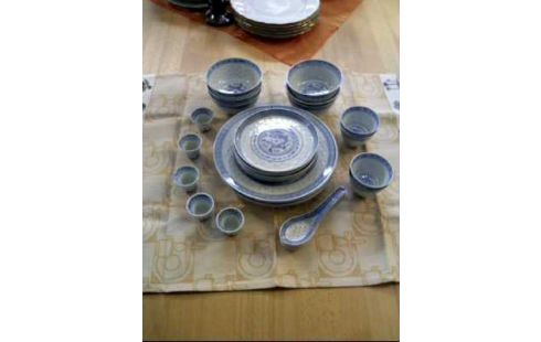 PORZ.-SERVICE CHINA REISKORN/DRACHE 27TLG