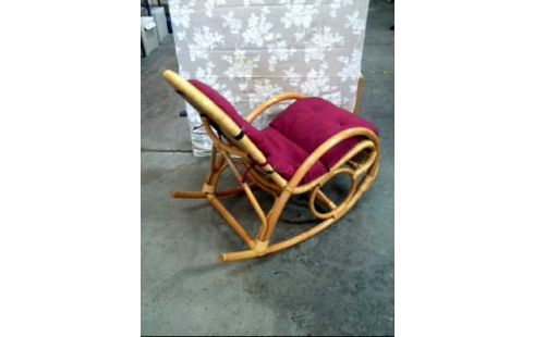 SCHAUKELSTUHL RATTAN