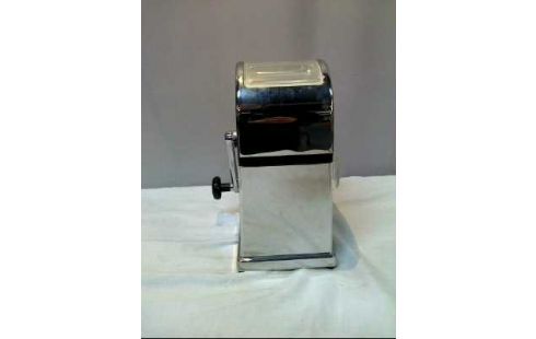 EISCRUSHER METALL VERSPIEGELT