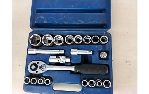 CLE A DOUILLES COFFRET