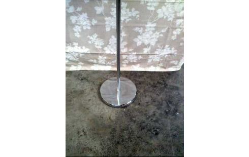 SCHNEIDERPUPPE SCHWARZ FUß CHROM