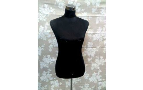 SCHNEIDERPUPPE SCHWARZ FUß CHROM