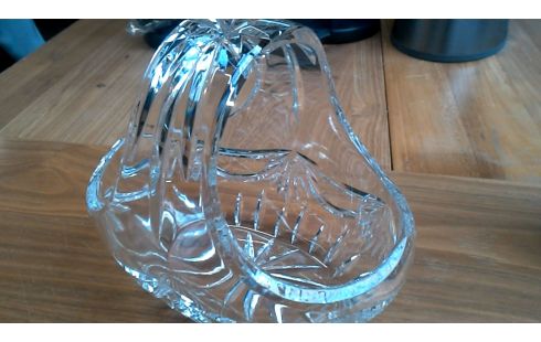 BRIEFABLAGE KRISTALL