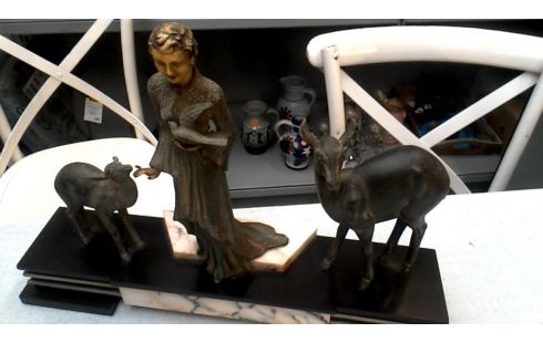 STATUE ART DECO. MARBRE