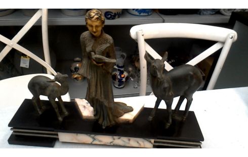 STATUE ART DECO. MARBRE