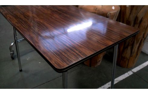 MESA DE COCINA AÑADA