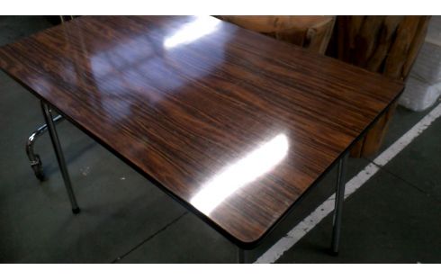 MESA DE COCINA AÑADA