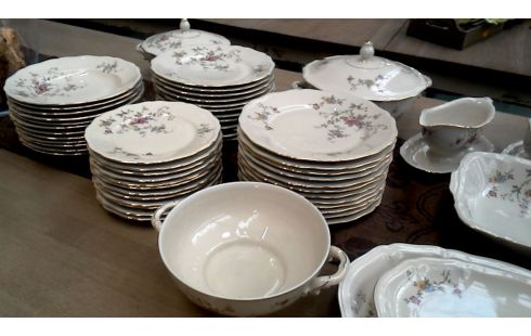 SERVIES HAVILAND 4X12 + ACCESSOIRES
