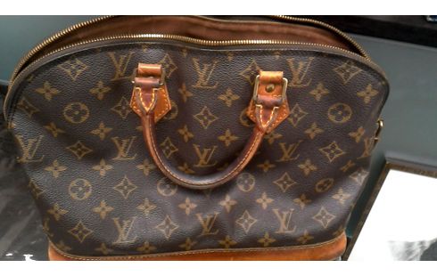 HANDTAS LOUIS VUITTON ALMA PM
