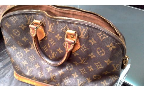 HANDTAS LOUIS VUITTON ALMA PM