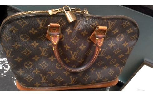 HANDTAS LOUIS VUITTON ALMA PM