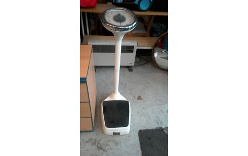 BÁSCULA DE PERSONAS