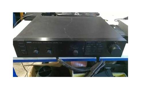 AMPLI YAMAHA
