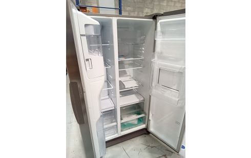 REFRIGERATEUR AMERICAIN SAMSUNG RS7687FHCSL  543 L REFRIGERATEUR 359L - CONG 184L