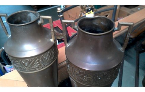 VAAS LOT VAN 2 KOPER