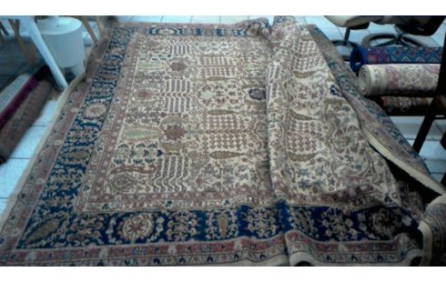 TAPIS FAIT MAIN 400X330