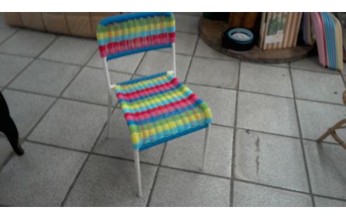 CHAISE ENFANT MOD SCOUBIDOU EP 1970