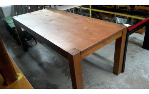 TAFEL PIN IN DE STAAT