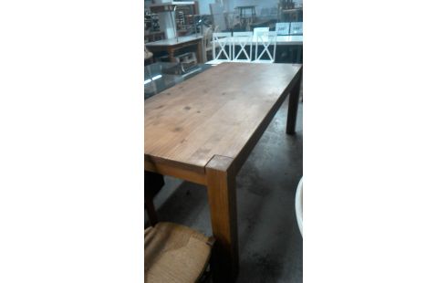 TAFEL PIN IN DE STAAT