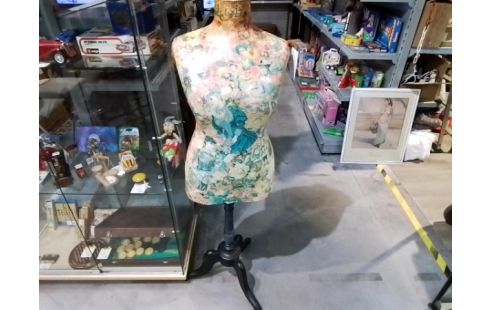 MANNEQUIN DECO DIVERSES