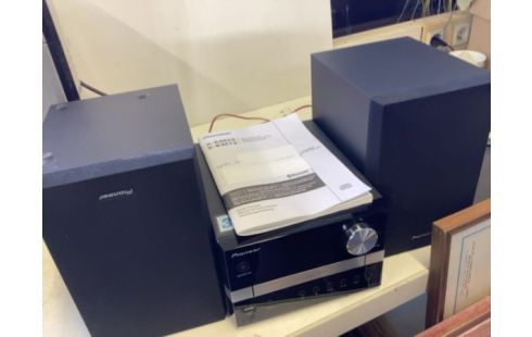 CHAINE HIFI PIONEER X EM12 SANS TELECOMMANDE