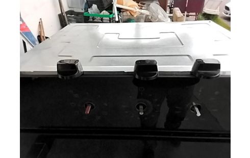 FOUR ENCASTRABLE VALBERG BOUTONS RSV