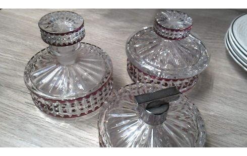 PARFÜMFLAKON SET EIS VON EINER SEITE DURCHSICHTIGER/-ES MET ROSA