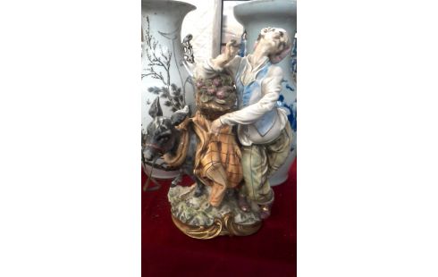 STATUE ITALIEN HOMME MET, , ANE PORCELAINE
