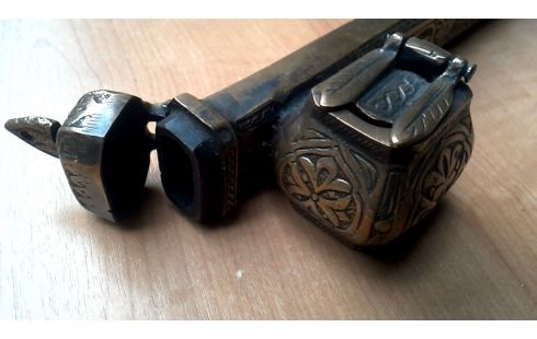 TINTERO ORIENTAL BRONCE