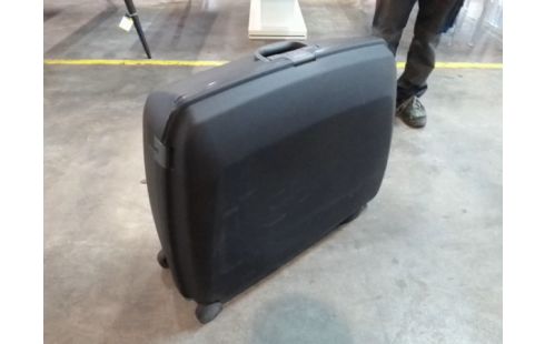 VALISE CODE 751