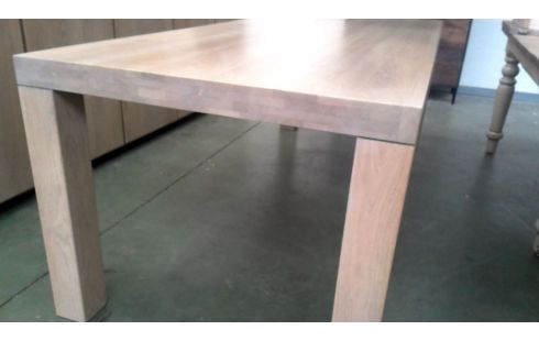 TAFEL EETKAMER MASSIEF EIK