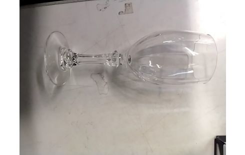 VERRES A VIN CRISTAL 19CL LOT DE 4